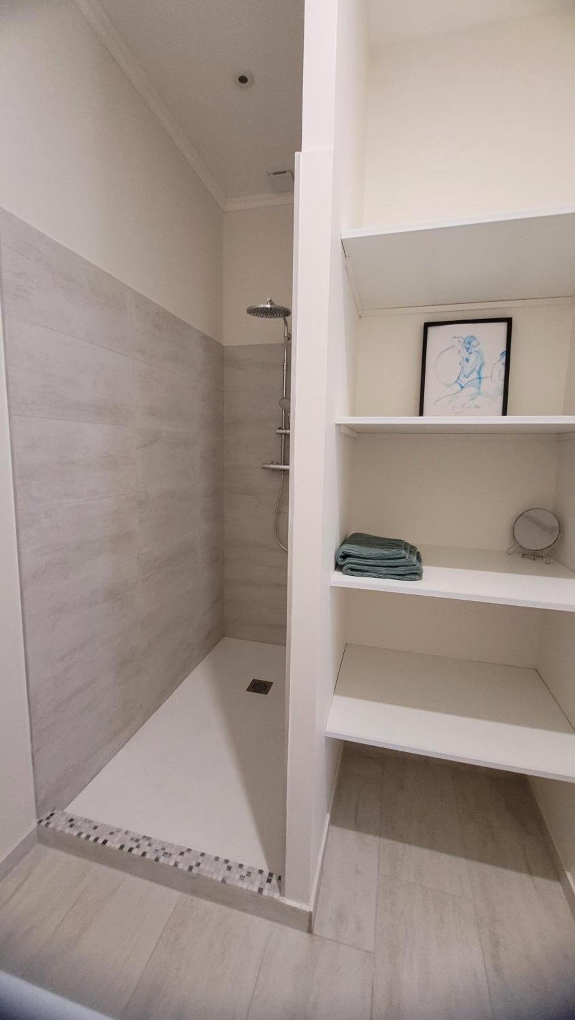 La Pinede, Logement Privatif Au Chateau Aumes エクステリア 写真
