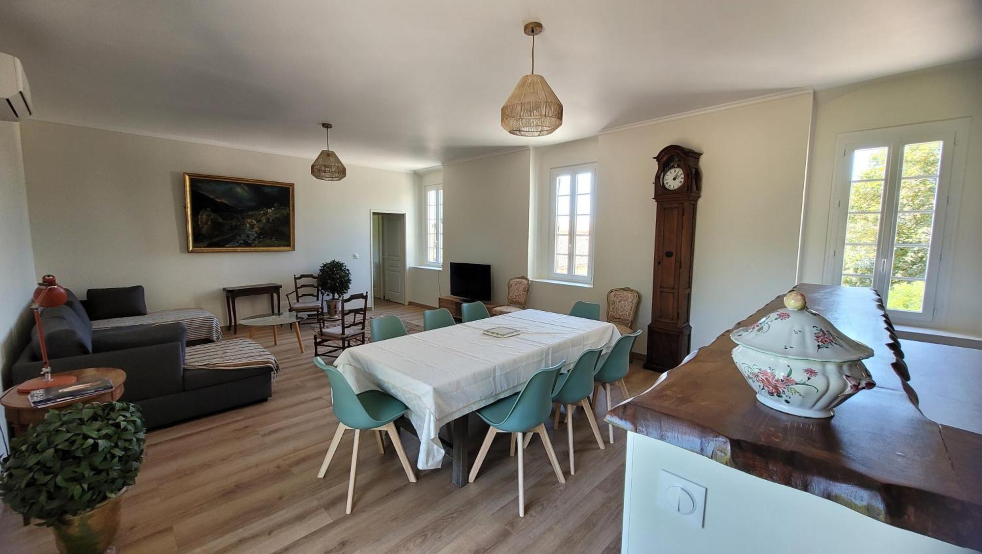 La Pinede, Logement Privatif Au Chateau Aumes エクステリア 写真
